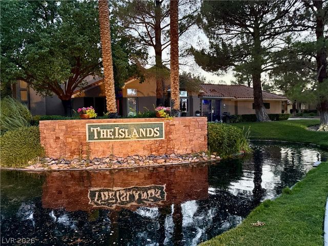 5046 Crooked Stick Way, Las Vegas, NV 89113