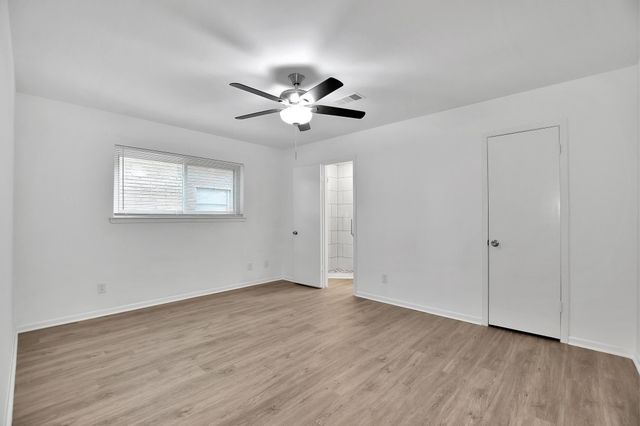 10513 Moorberry Lane, Houston, TX 77043