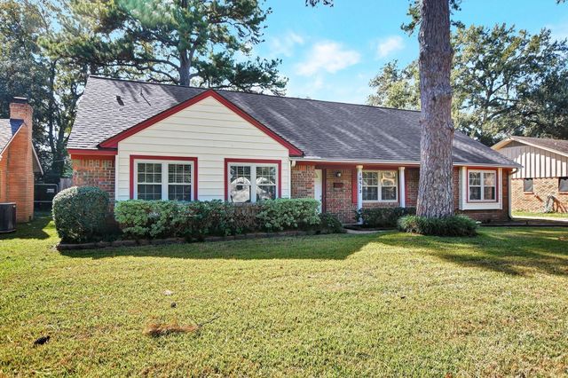 10513 Moorberry Lane, Houston, TX 77043