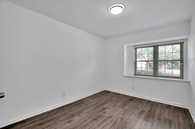 10513 Moorberry Lane, Houston, TX 77043