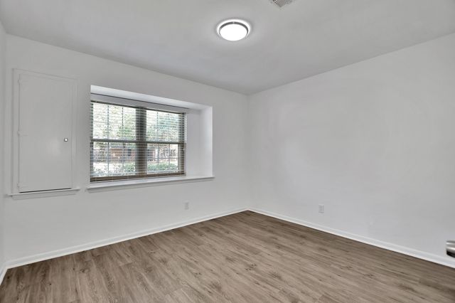 10513 Moorberry Lane, Houston, TX 77043