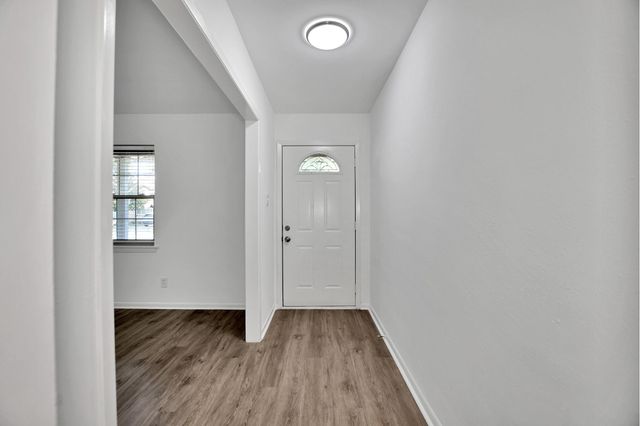 10513 Moorberry Lane, Houston, TX 77043