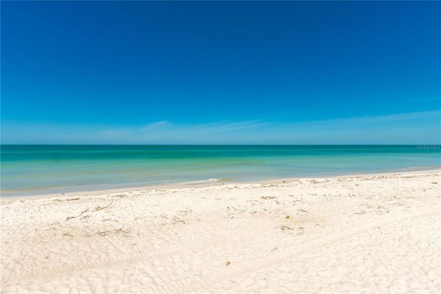 2950 WEST BAY DRIVE B5, Belleair Bluffs, FL 33770