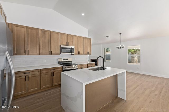 6503 W CORTEZ Street, Glendale, AZ 85304