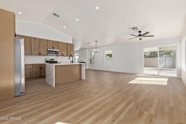 6503 W CORTEZ Street, Glendale, AZ 85304