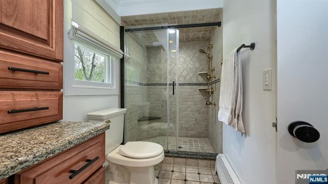 112 Urban Club Road, Wayne, NJ 07470