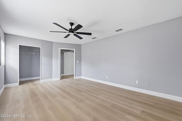 9565 CARBONDALE Drive W B, Jacksonville, FL 32208