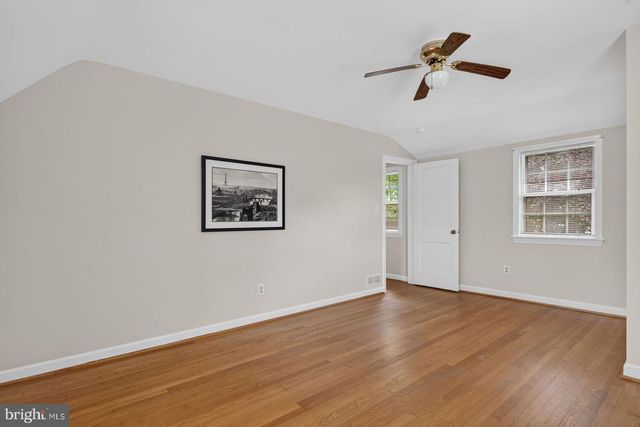 986 N POWHATAN ST, Arlington, VA 22205
