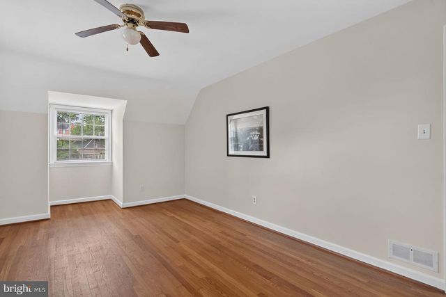 986 N POWHATAN ST, Arlington, VA 22205