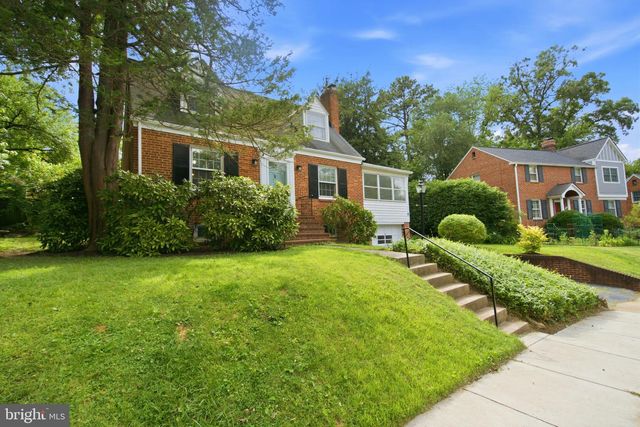 986 N POWHATAN ST, Arlington, VA 22205