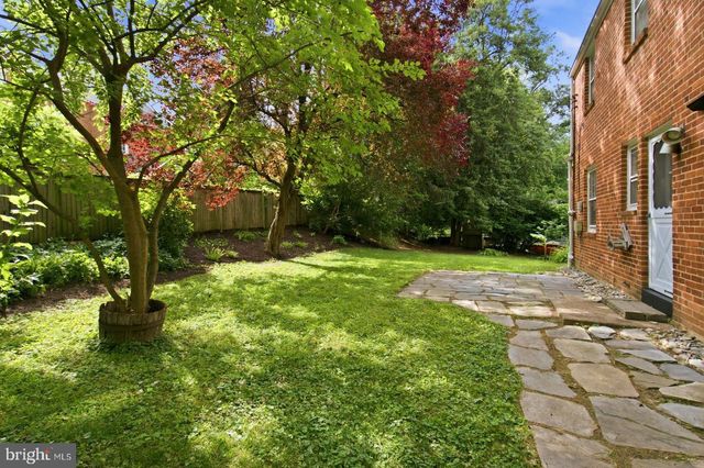 986 N POWHATAN ST, Arlington, VA 22205
