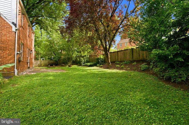 986 N POWHATAN ST, Arlington, VA 22205