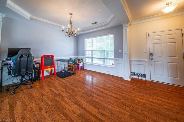4949 Old Towne Village Circle, Pfafftown, NC 27040