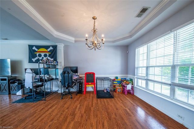 4949 Old Towne Village Circle, Pfafftown, NC 27040