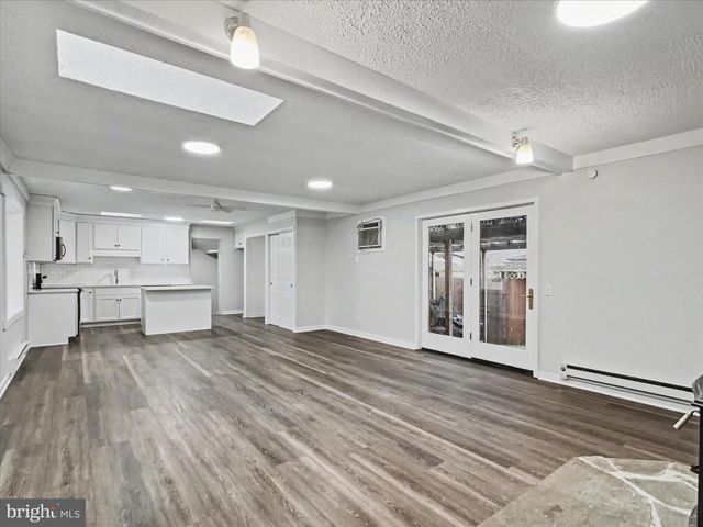 677 UNION ST, Millersburg, PA 17061