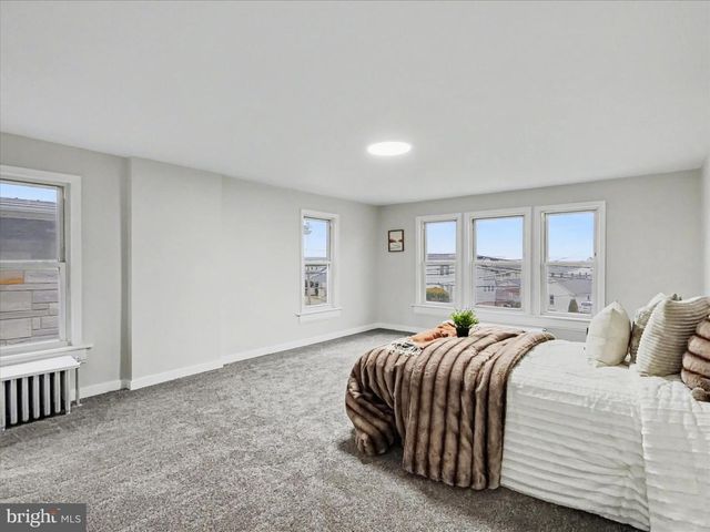 677 UNION ST, Millersburg, PA 17061