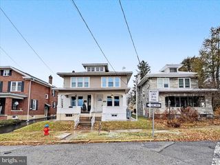 677 UNION ST, Millersburg, PA 17061