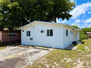 2417 NW 20th Street 1, Fort Lauderdale, FL 33311