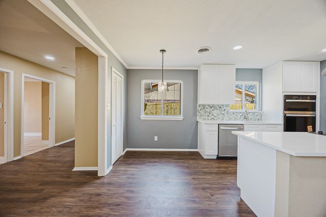 2804 Norwood Lane, Arlington, TX 76013