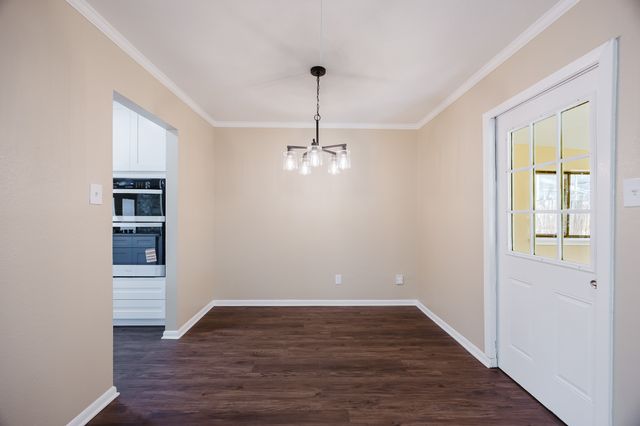 2804 Norwood Lane, Arlington, TX 76013