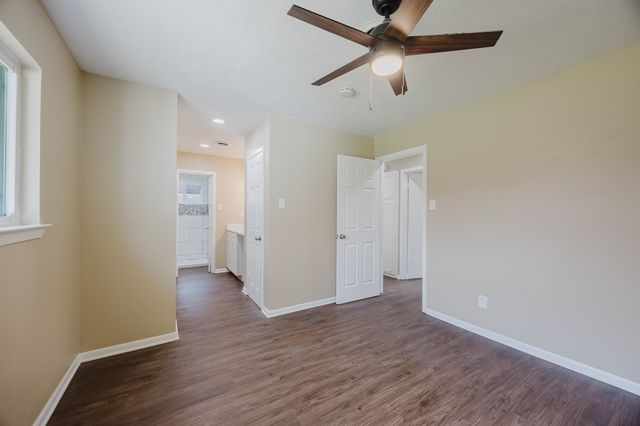 2804 Norwood Lane, Arlington, TX 76013