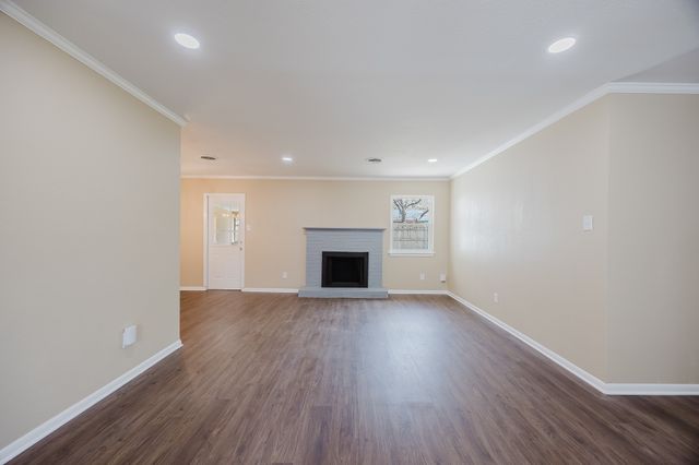 2804 Norwood Lane, Arlington, TX 76013