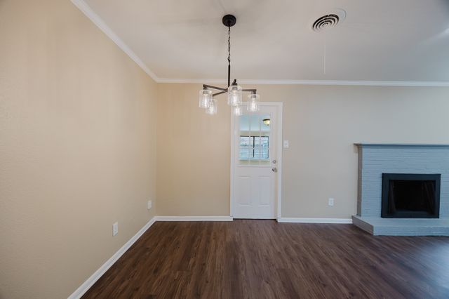 2804 Norwood Lane, Arlington, TX 76013