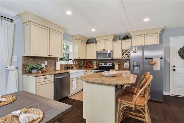 11600 Kings Pond DR, Providence Forge, VA 23140