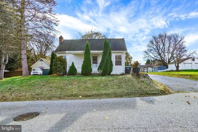 28 CHURCH, Stewartstown, PA 17363