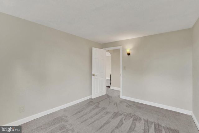 28 CHURCH, Stewartstown, PA 17363