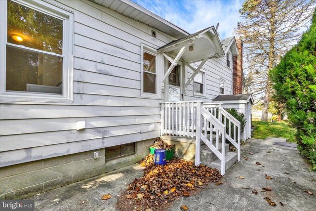 28 CHURCH, Stewartstown, PA 17363