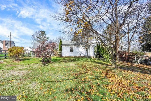 28 CHURCH, Stewartstown, PA 17363