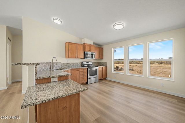 18254 W PEAKVIEW Road, Surprise, AZ 85387