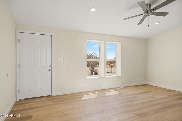 18254 W PEAKVIEW Road, Surprise, AZ 85387
