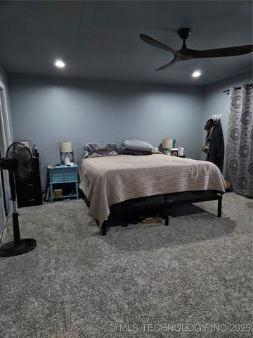 16458 S 401st West Avenue, Bristow, OK 74010