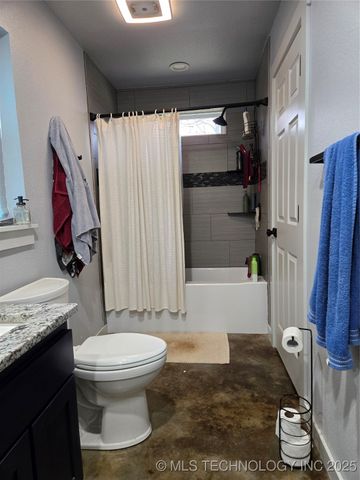 16458 S 401st West Avenue, Bristow, OK 74010