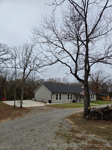 16458 S 401st West Avenue, Bristow, OK 74010