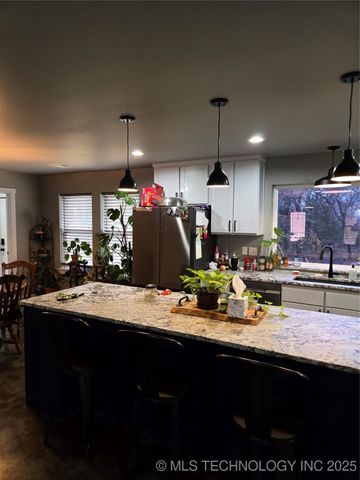 16458 S 401st West Avenue, Bristow, OK 74010