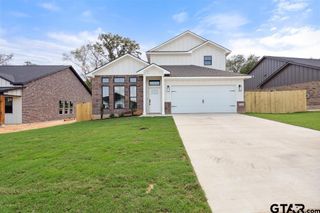 16330 Crossing Circle, Lindale, TX 75771