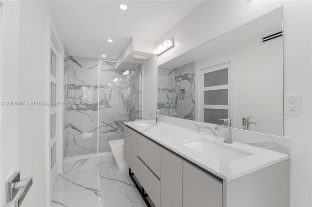 345 Ocean Dr 708, Miami Beach, FL 33139