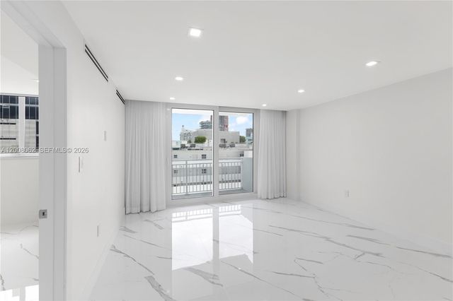 345 Ocean Dr 708, Miami Beach, FL 33139