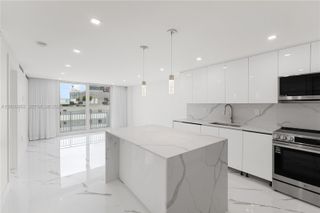 345 Ocean Dr 708, Miami Beach, FL 33139