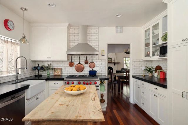 3022 Altura Avenue, La Crescenta, CA 91214