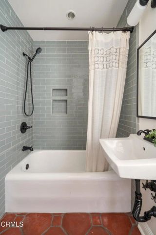 3022 Altura Avenue, La Crescenta, CA 91214