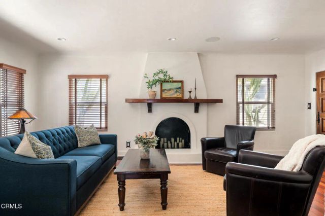 3022 Altura Avenue, La Crescenta, CA 91214