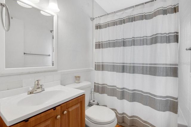 2820 DRAKE DRIVE, Orlando, FL 32810