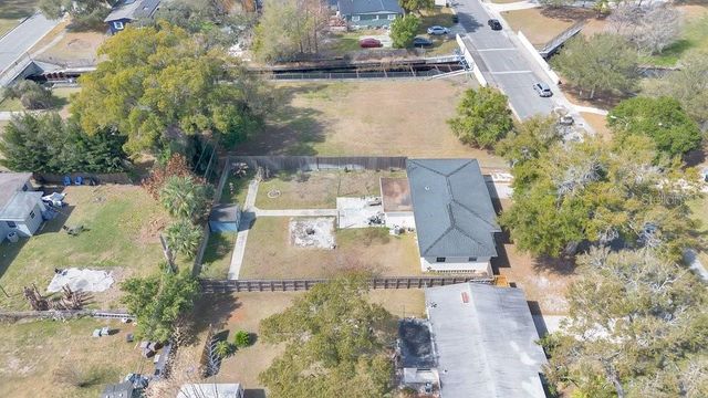 2820 DRAKE DRIVE, Orlando, FL 32810