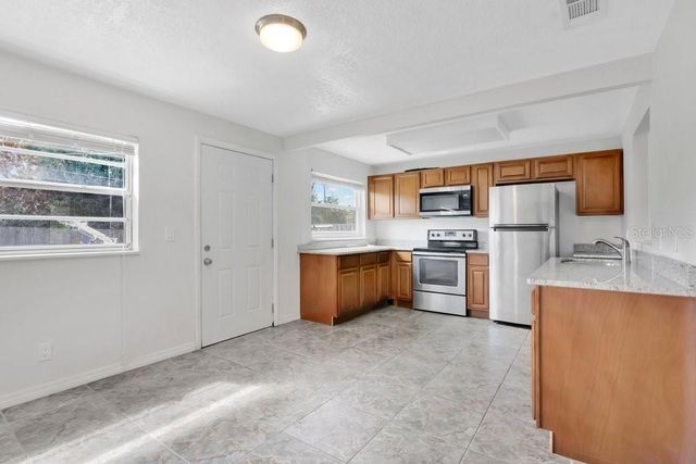 2820 DRAKE DRIVE, Orlando, FL 32810