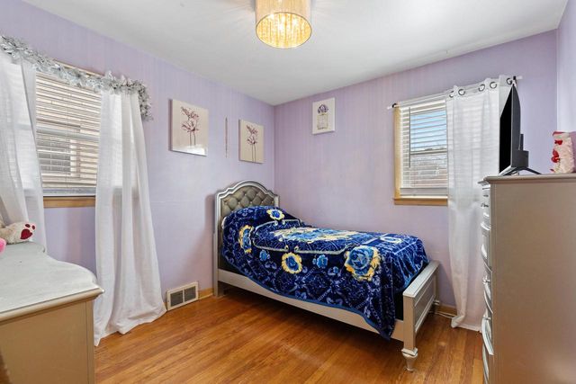 3668 S 16th STREET, Milwaukee, WI 53221