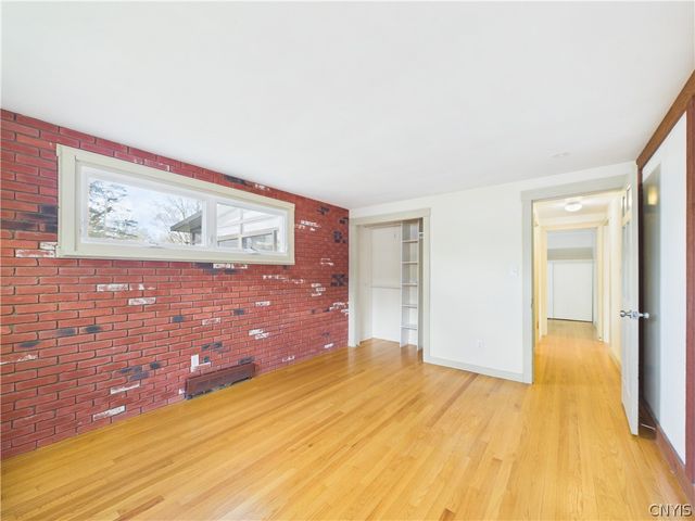 202 Augusta Drive, Cicero, NY 13212